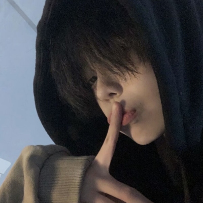 qq名片刷赞-24小时业务自助下单平台秒-买ks粉丝1w粉8元