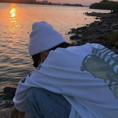 快手赞 - 微博买活粉平台,卡盟作品评论